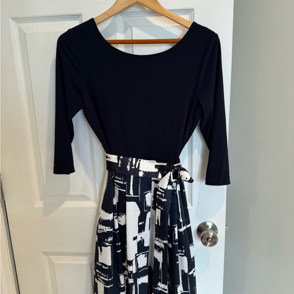 Tia Dresses Black and White Long Sleeve Dress